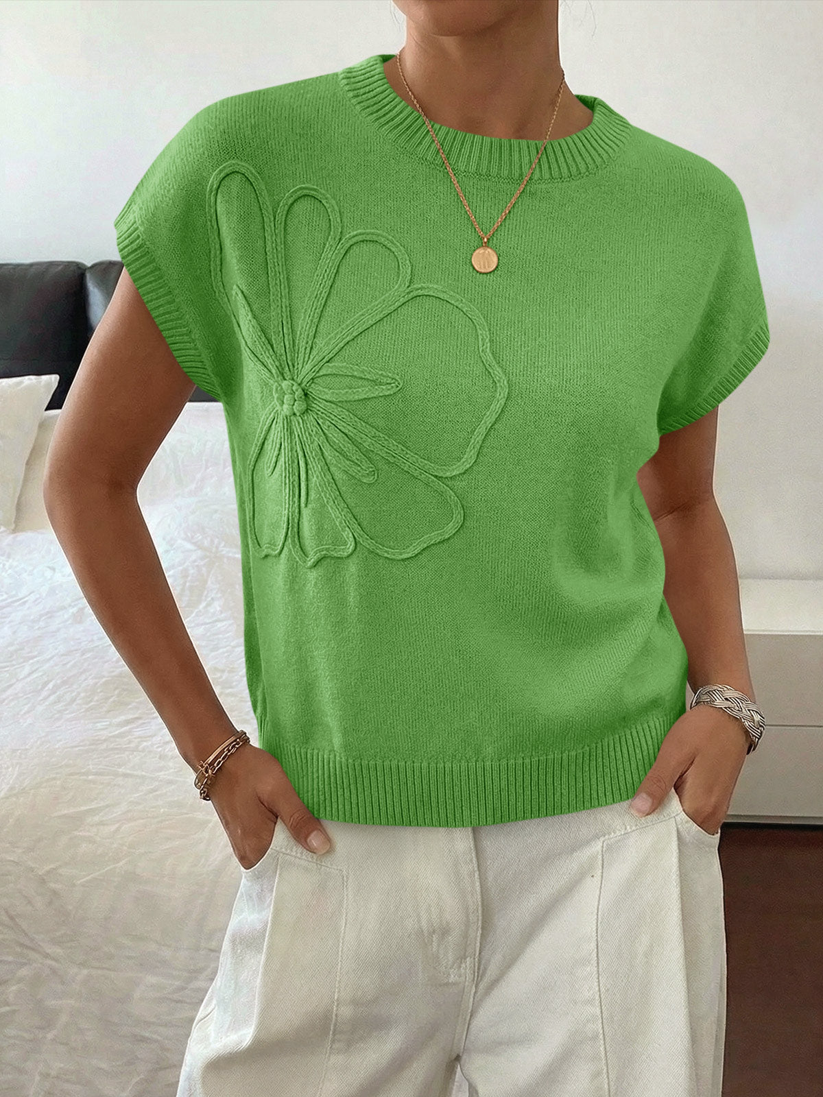 Saodimallsu Womens Short Sleeve Trendy Floral Pullover Sweaters