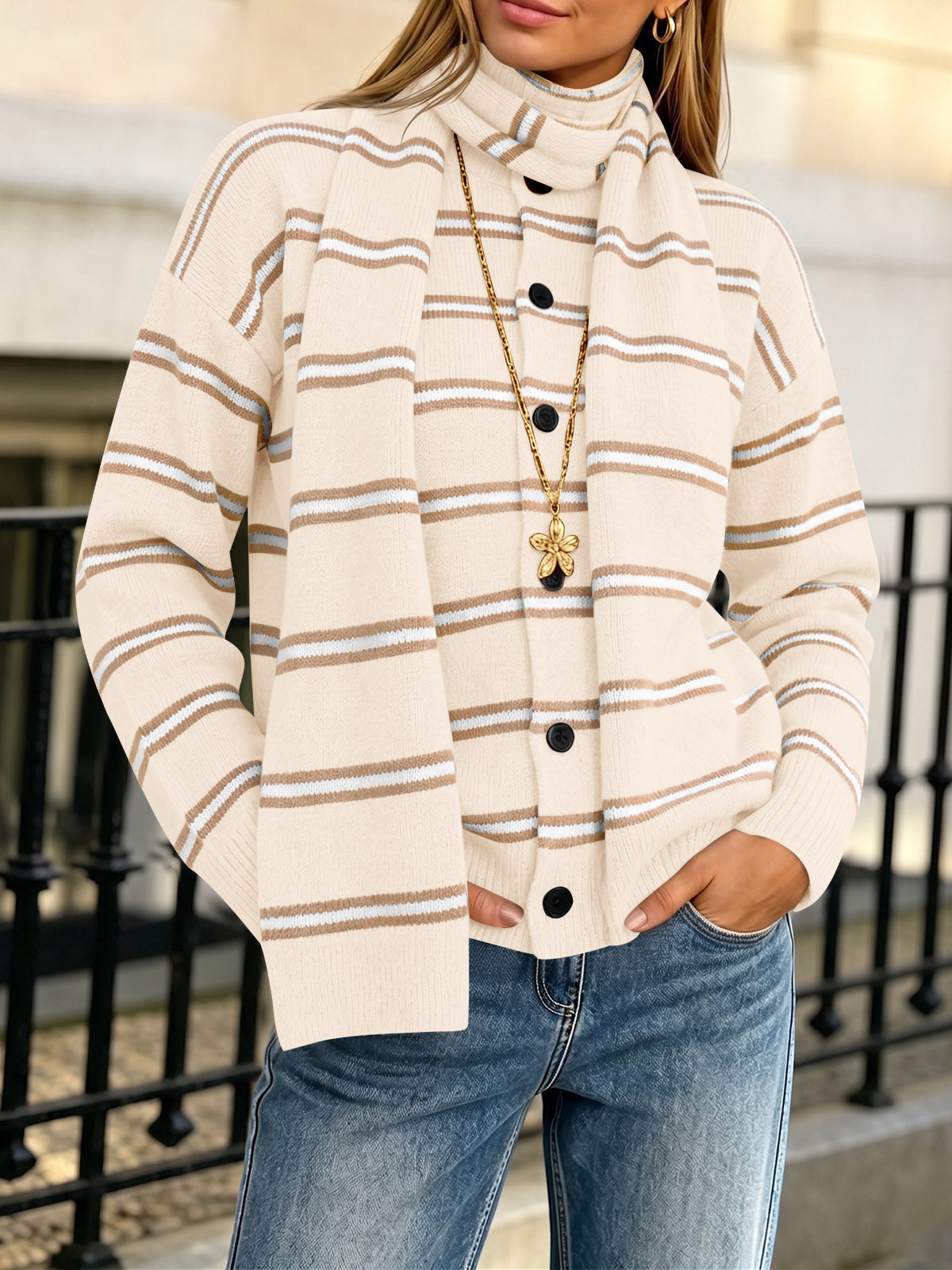 Saodimallsu Striped Knit Button Cardigan