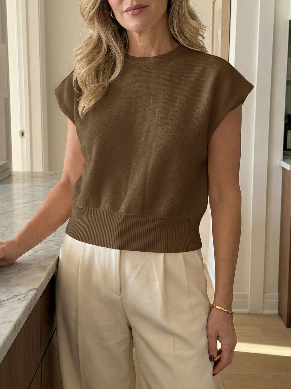 Saodimallsu Womens Crew Neck Cap Sleeve Sweater