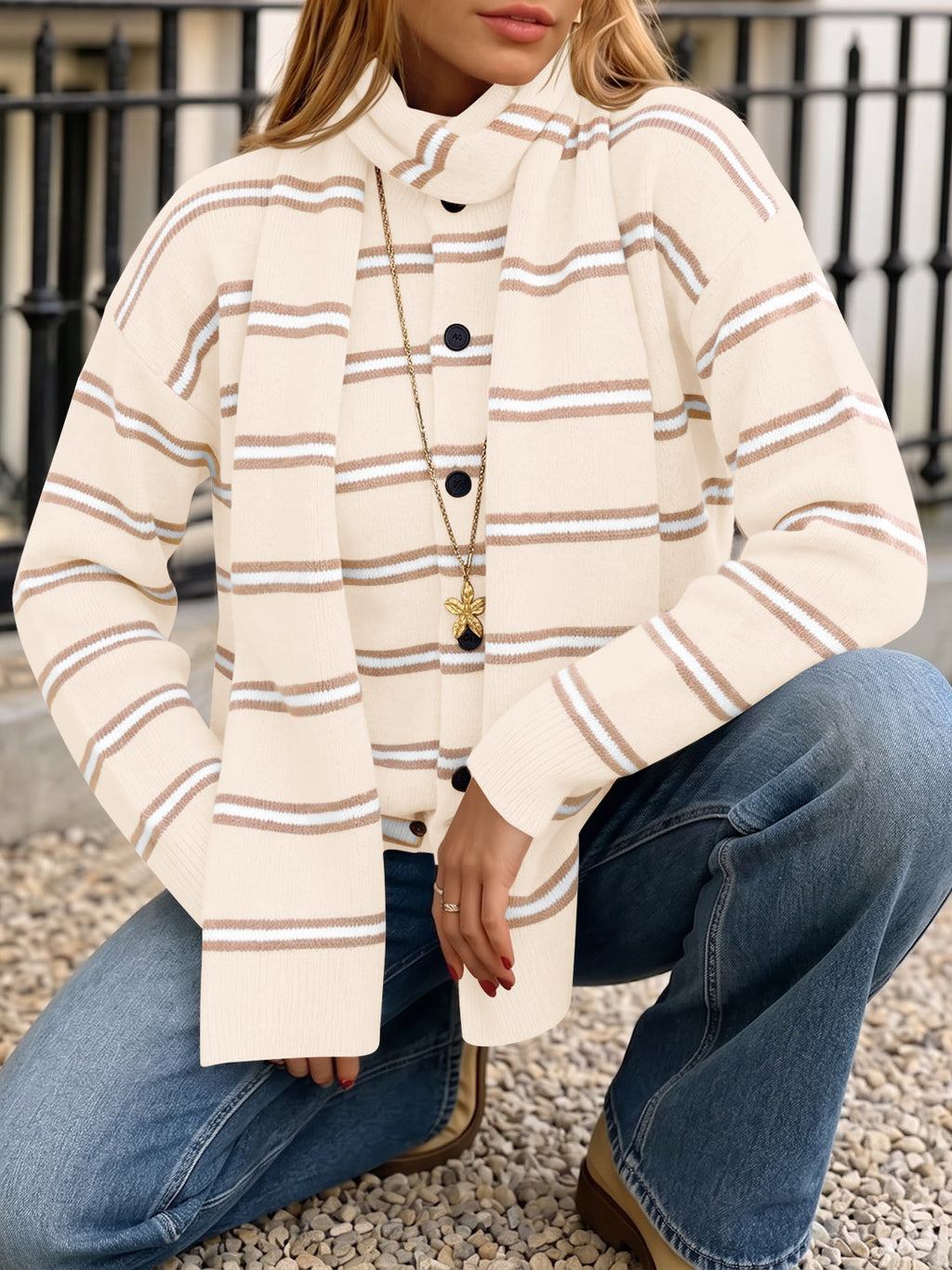 Saodimallsu Striped Knit Button Cardigan
