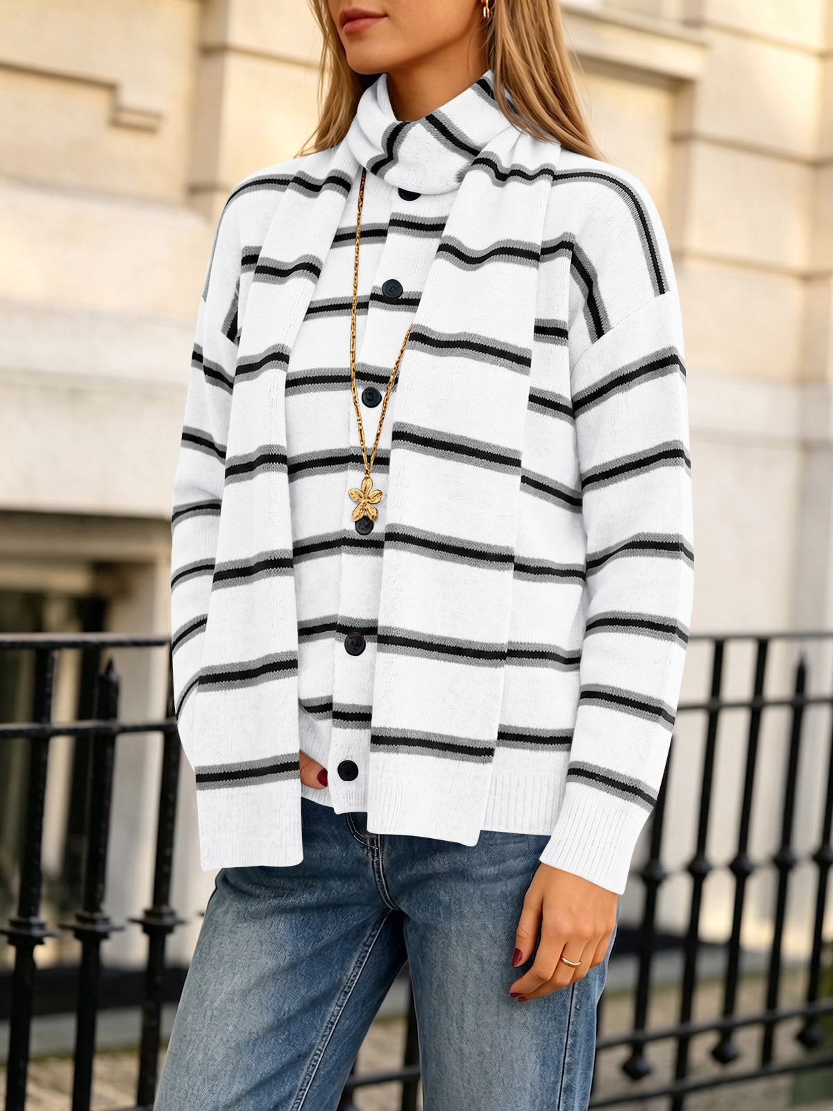 Saodimallsu Striped Knit Button Cardigan