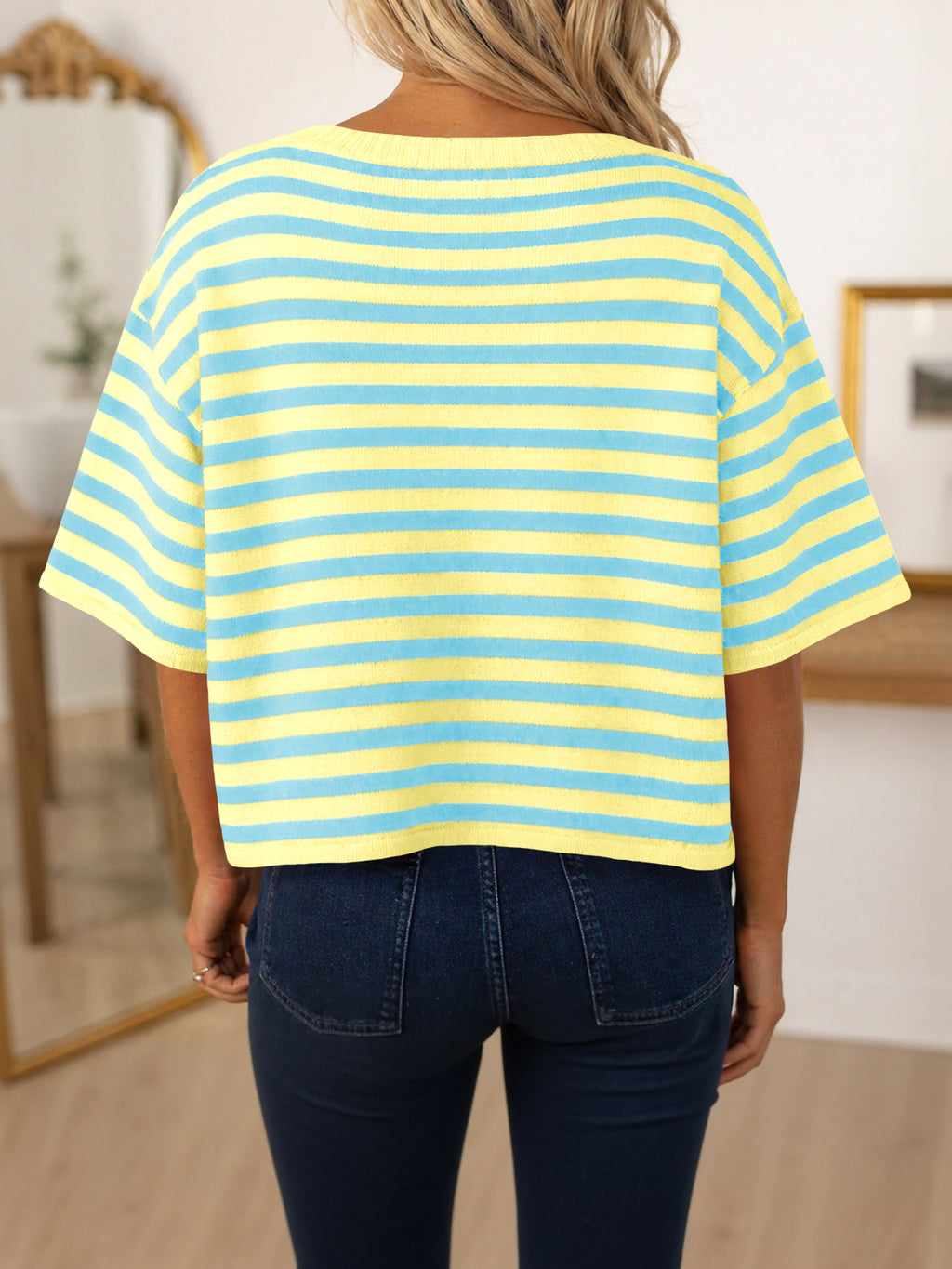 Saodimallsu Women Striped Cropped Cardigan