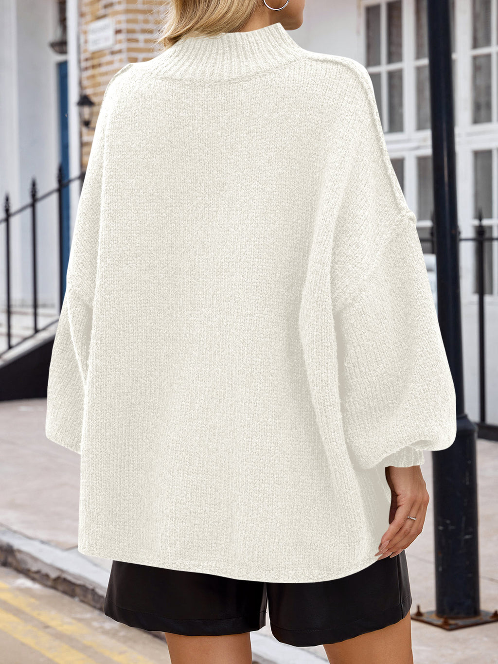 Saodimallsu White Womens Mock Neck Sweater