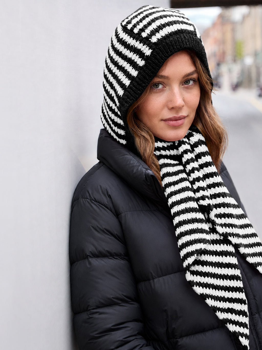 Saodimallsu Womens Striped Hooded Scarf Knit Hat